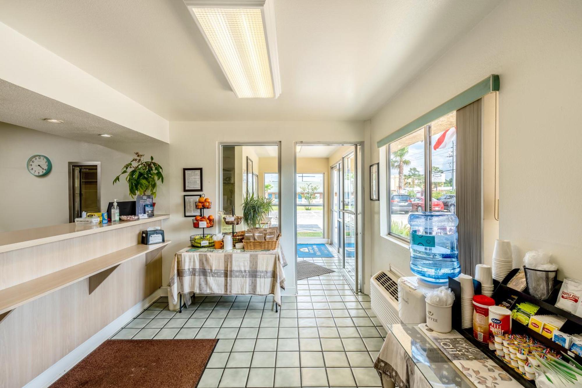 Americas Best Value Inn - Lake City Esterno foto
