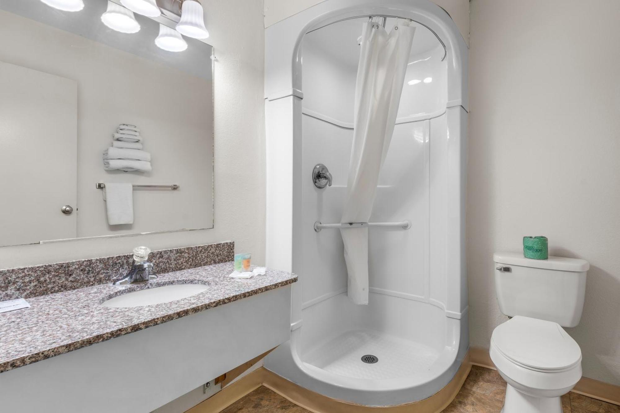 Americas Best Value Inn - Lake City Esterno foto